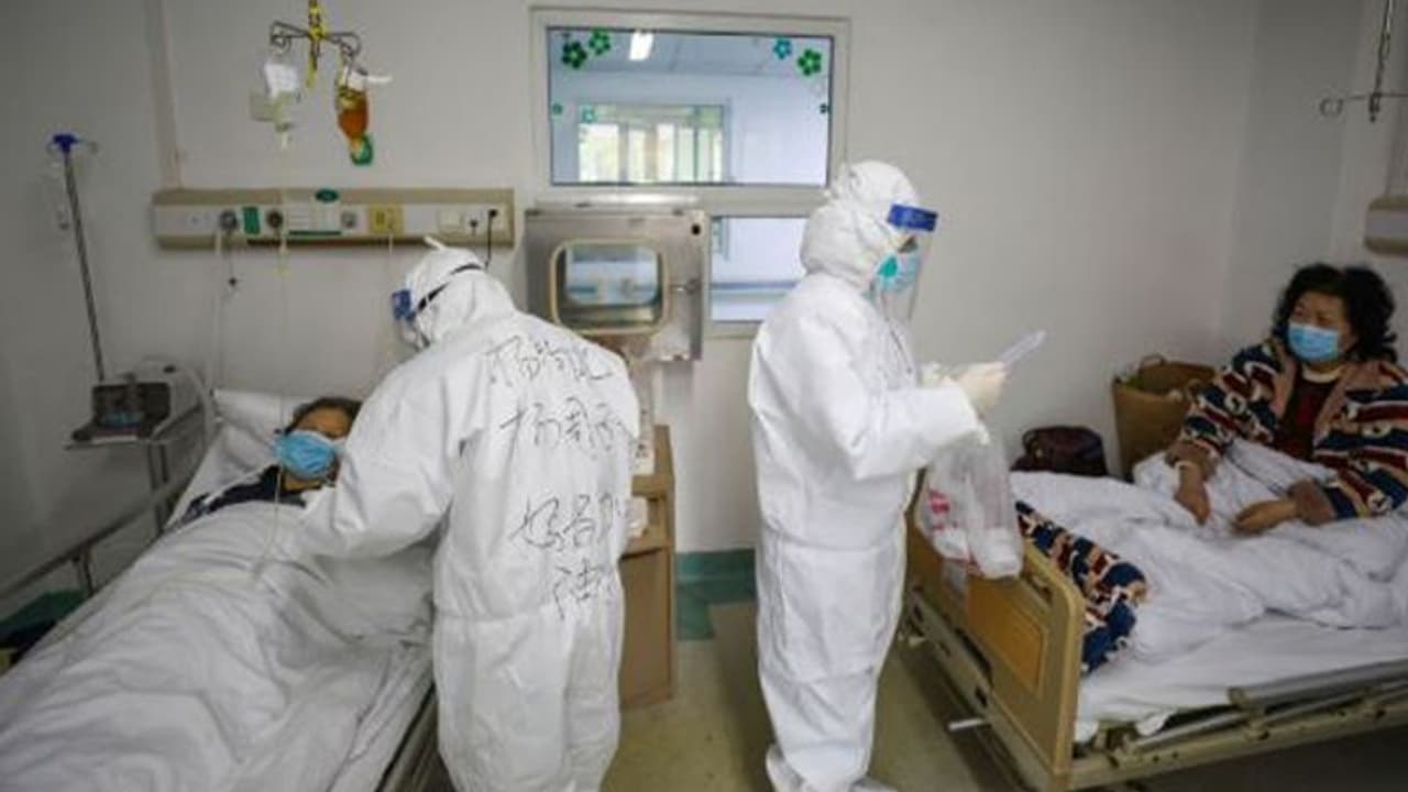 കൊവിഡിന് പുതിയ ലക്ഷണങ്ങൾ കണ്ടെത്തിയതായി യു.എസ്. ആരോഗ്യ വിദഗ്ധർ കൊവിഡിന് പുതിയ ലക്ഷണങ്ങൾ കണ്ടെത്തിയതായി യു.എസ്. ആരോഗ്യ വിദഗ്ധർ