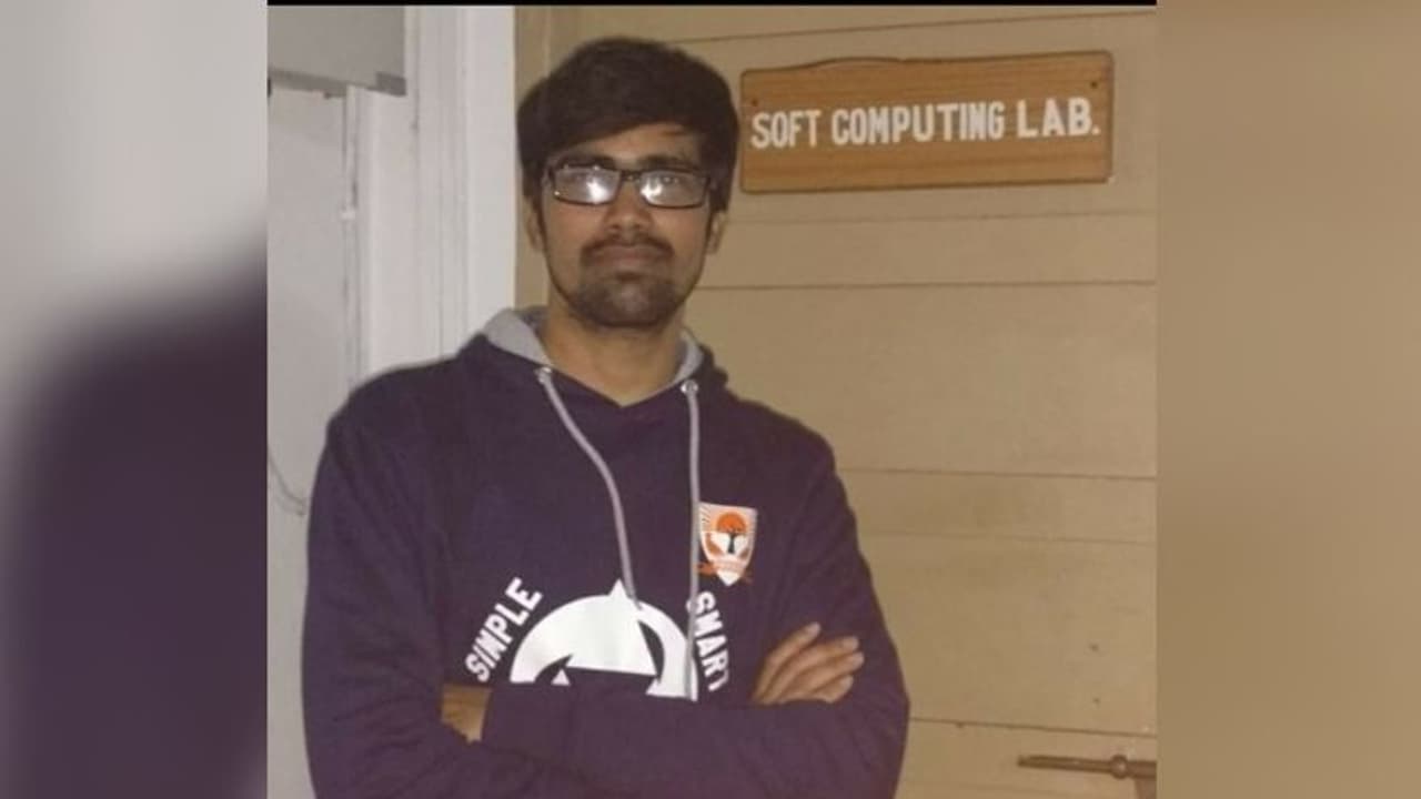 আইআইটি র পড়ুয়ার অস্বাভাবিক মৃত্যু, হস্টেলে মিলল ঝুলন্ত দেহ আইআইটি র পড়ুয়ার অস্বাভাবিক মৃত্যু, হস্টেলে মিলল ঝুলন্ত দেহ