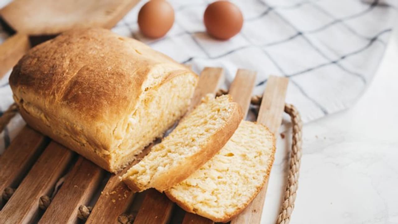 ബ്രഡും മുട്ടയും ഉണ്ടോ, എളുപ്പം ഉണ്ടാക്കാവുന്ന ഒരു സ്നാക്ക് പരിചയപ്പെട്ടാലോ...? ബ്രഡും മുട്ടയും ഉണ്ടോ, എളുപ്പം ഉണ്ടാക്കാവുന്ന ഒരു സ്നാക്ക് പരിചയപ്പെട്ടാലോ...?