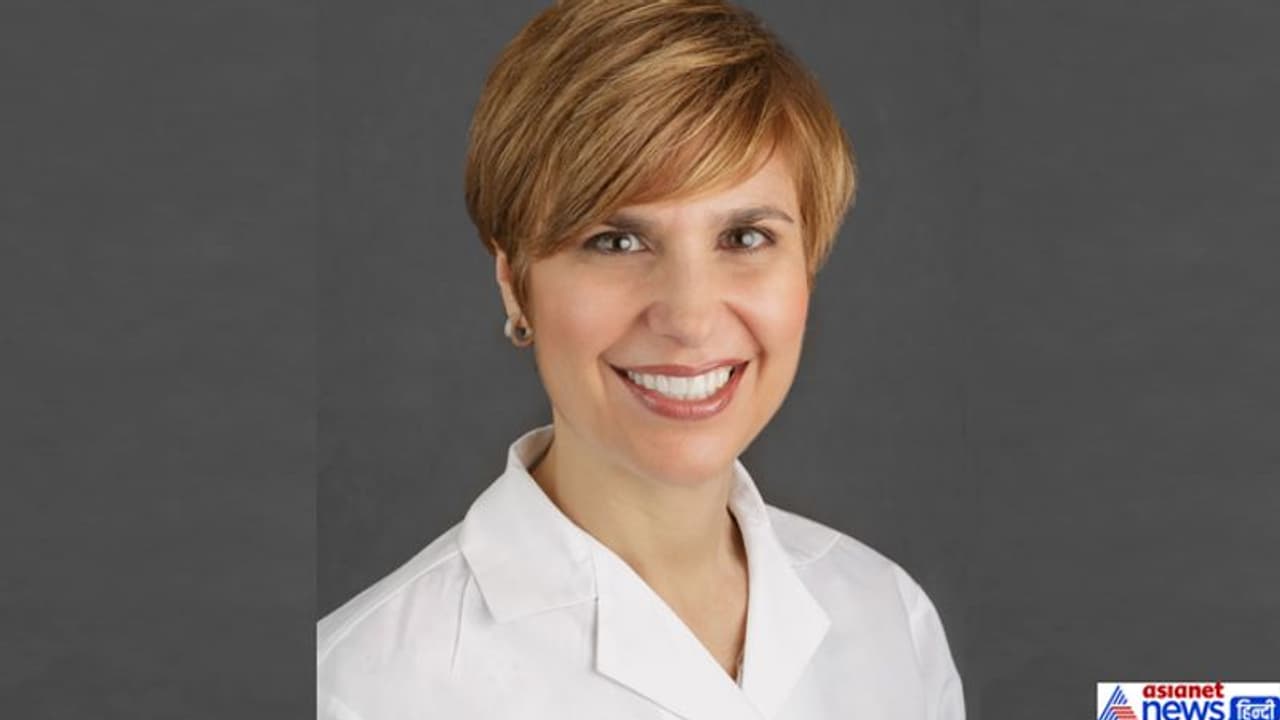 डॉक्टर ने की आत्महत्या, कोरोना मरीजों का इलाज करते हुई थी संक्रमित, पुलिस ने बताया 'हीरो' डॉक्टर ने की आत्महत्या, कोरोना मरीजों का इलाज करते हुई थी संक्रमित, पुलिस ने बताया 'हीरो'