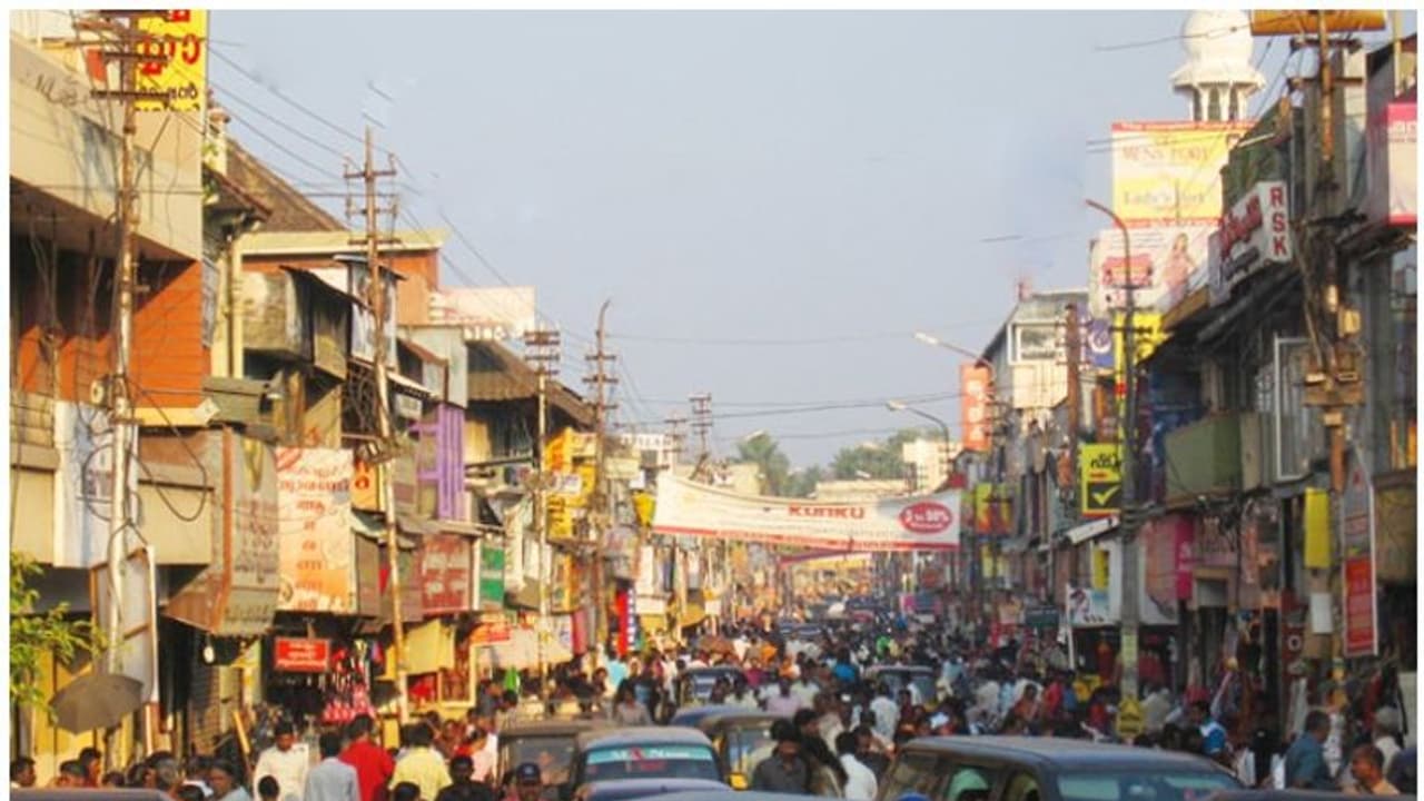 ചാലക്കമ്പോളം നവീകരണത്തിന് അംഗീകാരം; തലസ്ഥാന നഗര വികസനം വേഗത്തിലാക്കാന്‍ ഉന്നതതല യോഗത്തില്‍ തീരുമാനം