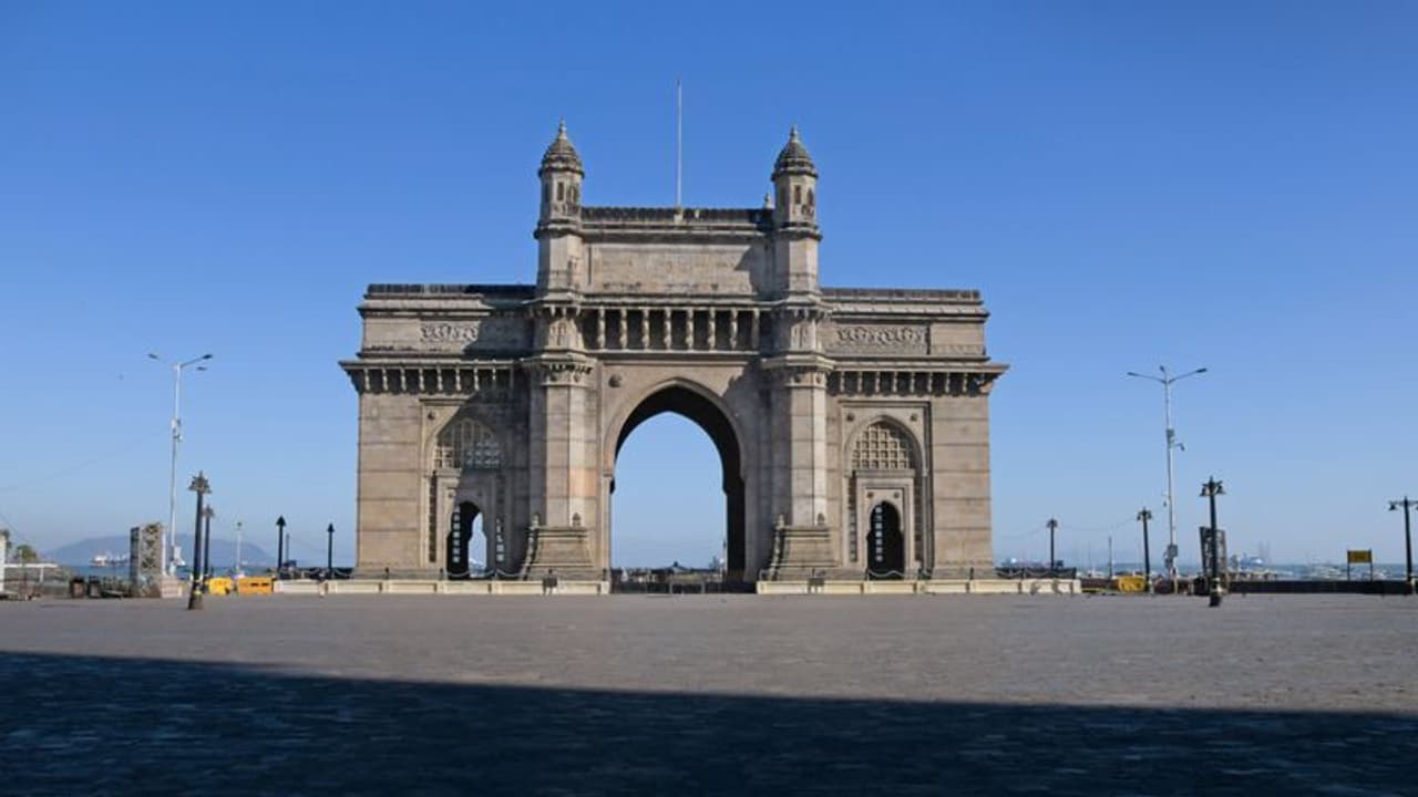 Read This: Updated lockdown guidelines issued for Mumbai