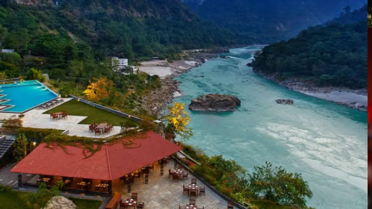 ಬಿಜಿನಸ್ ಪ್ರಮೋಶನ್‌ಗೆ ಪವಿತ್ರ ಕ್ಷೇತ್ರದಲ್ಲಿ ಬೆತ್ತಲಾಗಿ ಮಲಗಿದ 27 ರ ಮಹಿಳೆ!