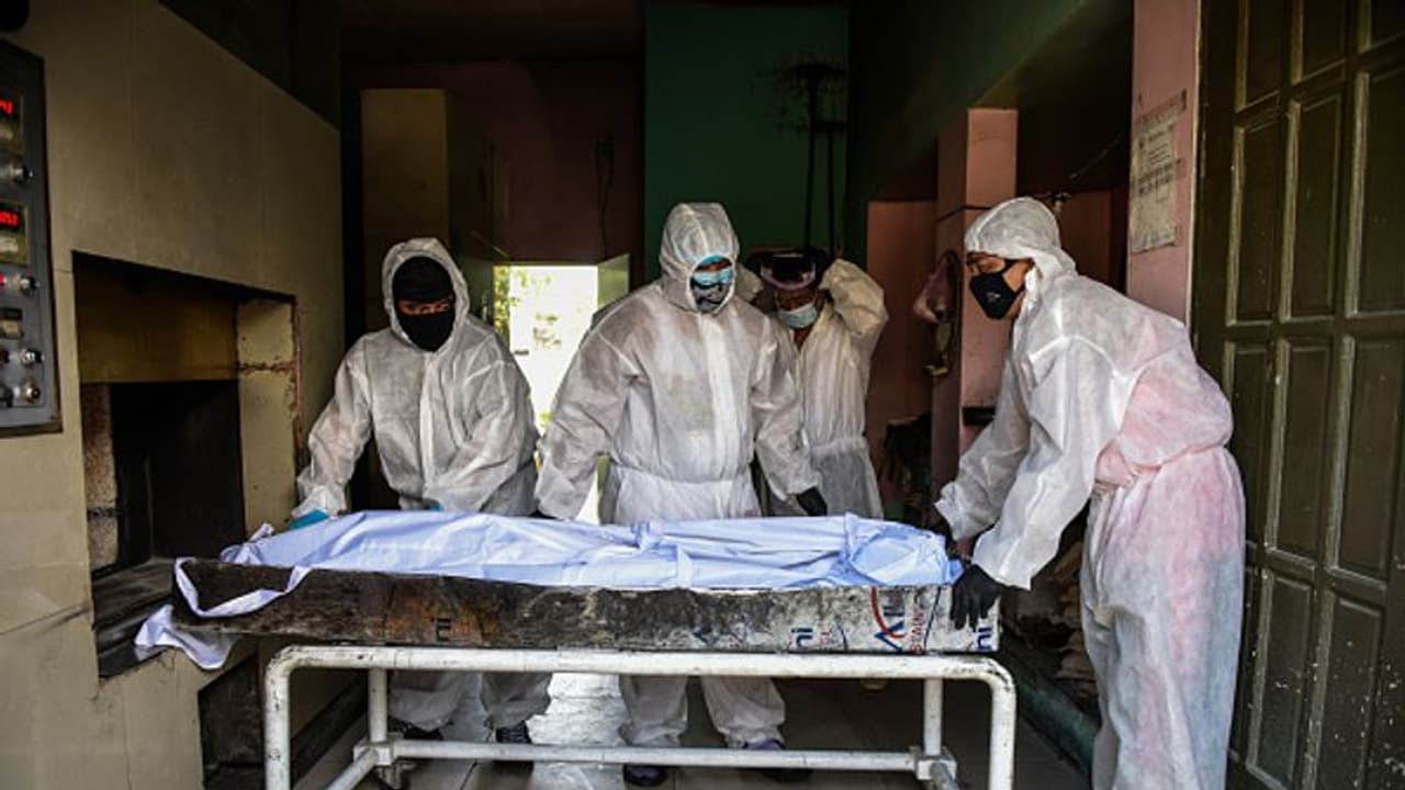 ಬ್ರಿಟನ್‌ನಲ್ಲಿ ಕೊರೋನಾ ಹೊಸ ವೈರಸ್: ಒಂದೇ ದಿನ 52,000 ಕೇಸ್‌!