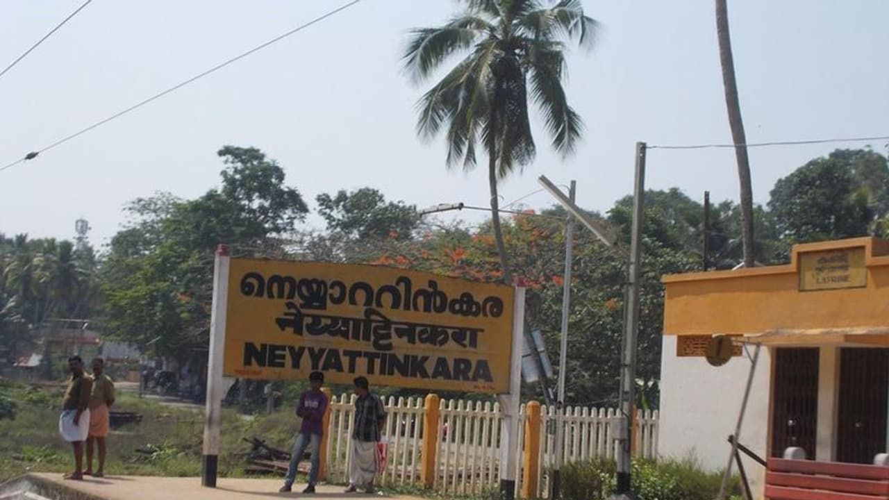 9 പൊലീസുകാര് നിരീക്ഷണത്തിൽ; നെയ്യാറ്റിൻകരയിൽ ഹോട്ട്സ്പോട്ടുകളുടെ എണ്ണം കൂട്ടി 9 പൊലീസുകാര് നിരീക്ഷണത്തിൽ; നെയ്യാറ്റിൻകരയിൽ ഹോട്ട്സ്പോട്ടുകളുടെ എണ്ണം കൂട്ടി