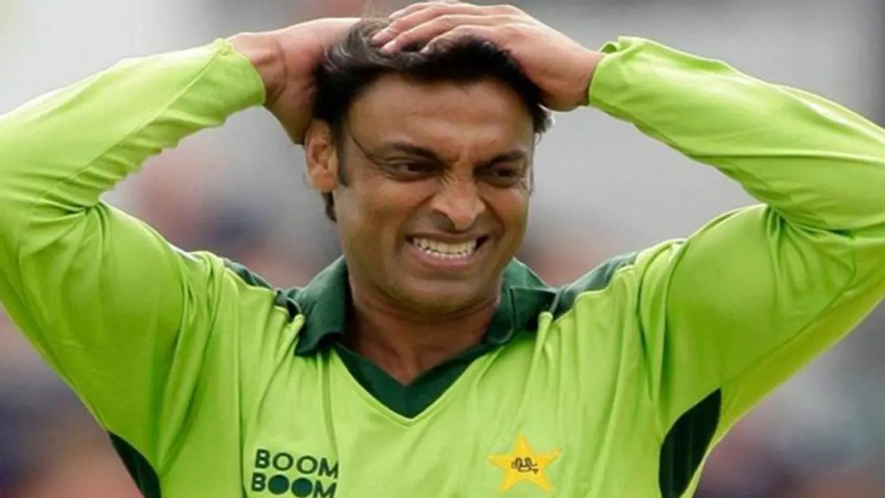 PCB के कानूनी सलाहकार का मजाक उड़ाना पड़ा भारी, अब शोएब अख्तर को लगाने पड़ेंगे कोर्ट के चक्कर PCB के कानूनी सलाहकार का मजाक उड़ाना पड़ा भारी, अब शोएब अख्तर को लगाने पड़ेंगे कोर्ट के चक्कर