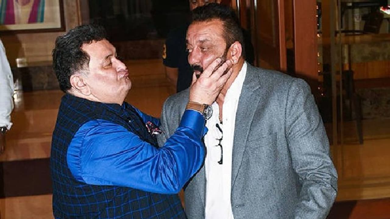 కష్టకాలంలో నాతో ఉన్నారు.. సంజయ్‌ దత్‌ భావోద్వేగం