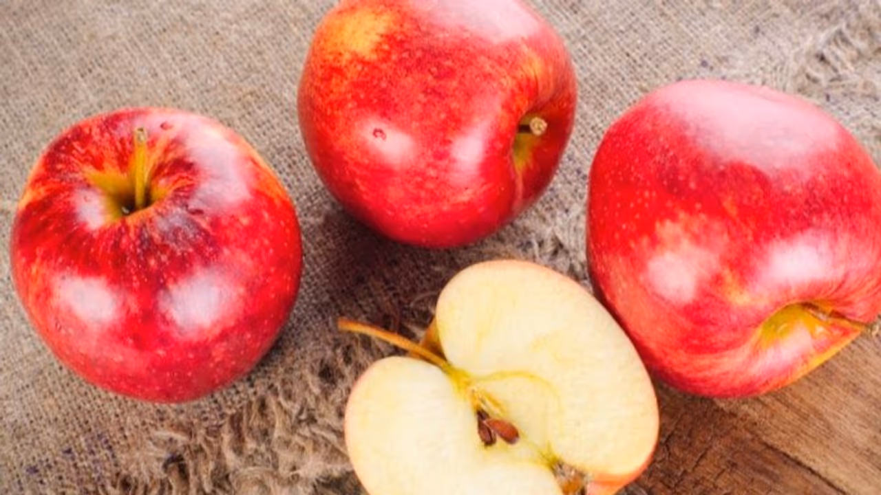 ആപ്പിൾ ശരീരഭാരം കുറയ്ക്കാൻ സഹായിക്കുമോ...? ആപ്പിൾ ശരീരഭാരം കുറയ്ക്കാൻ സഹായിക്കുമോ...?