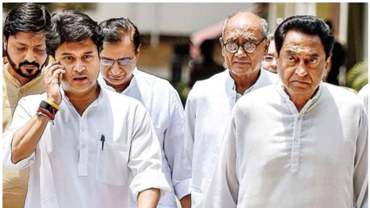 'സിന്ധ്യ പോകുമെന്ന് അറിയാമായിരുന്നു, തെറ്റിധരിപ്പിച്ചത് ദിഗ് വിജയ് സിംഗ്' : കമല്നാഥ് 'സിന്ധ്യ പോകുമെന്ന് അറിയാമായിരുന്നു, തെറ്റിധരിപ്പിച്ചത് ദിഗ് വിജയ് സിംഗ്' : കമല്നാഥ്