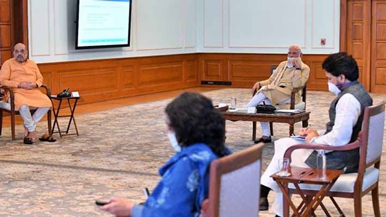 ವಿಮಾನ ಪ್ರಯಾಣ ಅವಧಿ ತಗ್ಗಿಸಲು ಮೋದಿ ನಿರ್ಧಾರ! ವಿಮಾನ ಪ್ರಯಾಣ ಅವಧಿ ತಗ್ಗಿಸಲು ಮೋದಿ ನಿರ್ಧಾರ!