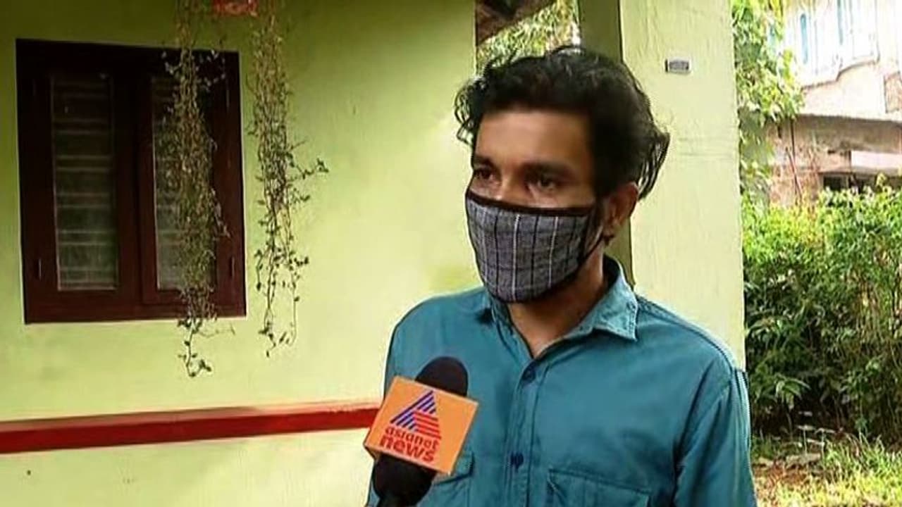 യുഎപിഎ കേസ്: എൻഐഎയുടെ വാർത്താക്കുറിപ്പിൽ പൊരുത്തക്കേടുകളെന്ന് കസ്റ്റഡിയിലായ അഭിലാഷ് യുഎപിഎ കേസ്: എൻഐഎയുടെ വാർത്താക്കുറിപ്പിൽ പൊരുത്തക്കേടുകളെന്ന് കസ്റ്റഡിയിലായ അഭിലാഷ്