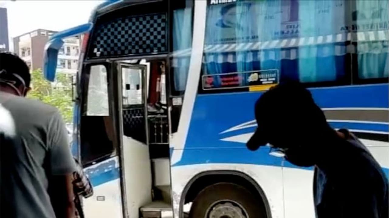 രാജസ്ഥാനിലെ കോട്ടയിൽ കുടുങ്ങിയ മലയാളി വിദ്യാർത്ഥികൾ കേരളത്തിലേക്ക് മടങ്ങി