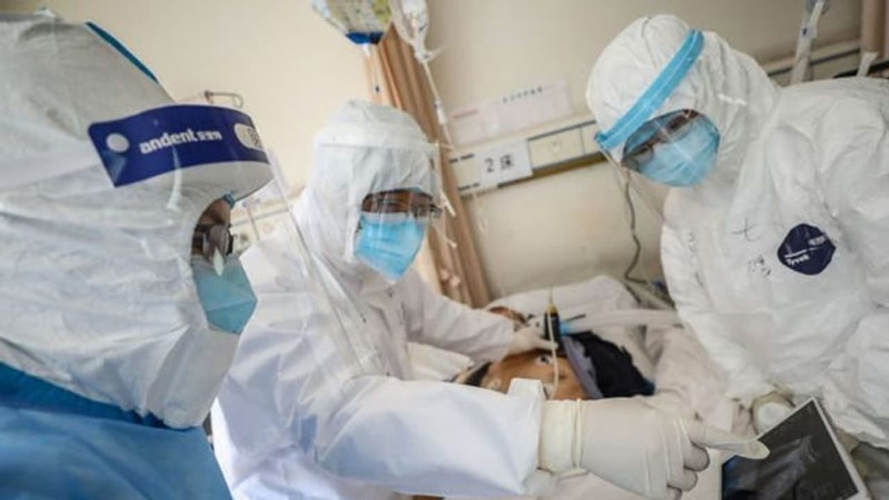 করোনা আক্রান্ত মিজোরামের দুই বাসিন্দা কলকাতায় চিকিৎসাধীন, সবরকম সাহায্যের আশ্বাস দিল সরকার করোনা আক্রান্ত মিজোরামের দুই বাসিন্দা কলকাতায় চিকিৎসাধীন, সবরকম সাহায্যের আশ্বাস দিল সরকার