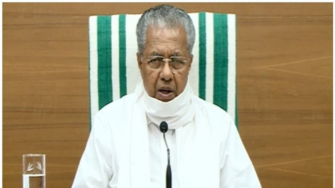 മറ്റ് സംസ്ഥാനങ്ങളിൽ കുടുങ്ങിയ മലയാളികളെ ഒന്നിച്ച് കൊണ്ടുവരിക പ്രായോഗികമല്ലെന്ന് മുഖ്യമന്ത്രി; ഇവർക്ക് മുൻഗണന മറ്റ് സംസ്ഥാനങ്ങളിൽ കുടുങ്ങിയ മലയാളികളെ ഒന്നിച്ച് കൊണ്ടുവരിക പ്രായോഗികമല്ലെന്ന് മുഖ്യമന്ത്രി; ഇവർക്ക് മുൻഗണന