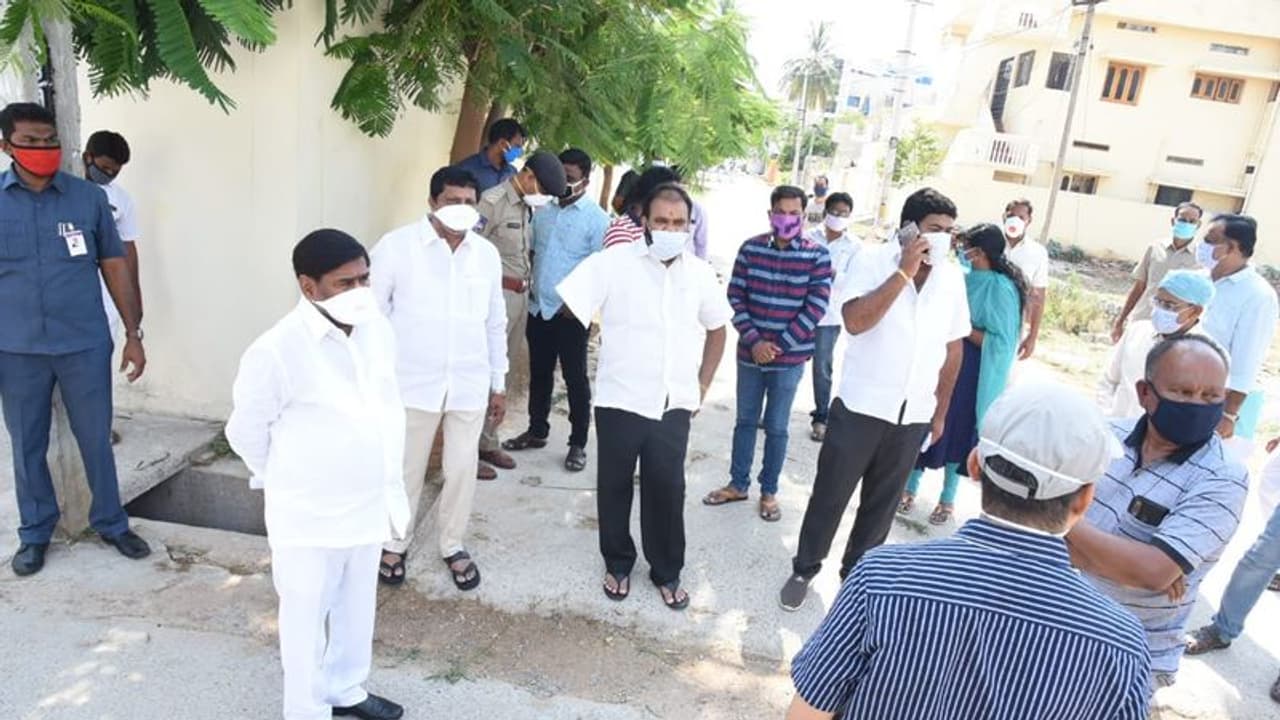 ముషంపల్లి ఘటనలో ఇద్దరు నిందితుల అరెస్ట్.. జగదీష్ రెడ్డి ఘెరావ్.. ముషంపల్లి ఘటనలో ఇద్దరు నిందితుల అరెస్ట్.. జగదీష్ రెడ్డి ఘెరావ్..