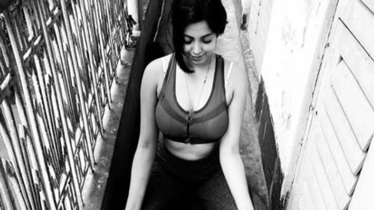 হট যোগার ছবি পোস্ট শ্রীময়ীর, 'কৃষ্ণকলি' রাধারানী এখন ইন্টারনেট সেনসেশন হট যোগার ছবি পোস্ট শ্রীময়ীর, 'কৃষ্ণকলি' রাধারানী এখন ইন্টারনেট সেনসেশন