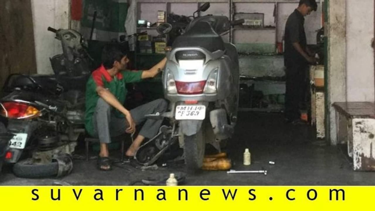 ಫುಡ್ ಡೆಲಿವರಿ ಎಂದು ಗ್ಯಾರೇಜ್ ಕೆಲಸ: ಕುವೈಟ್ನಲ್ಲಿ ಕೆಲಸವಿಲ್ಲದೆ ಕರಾವಳಿ ಯುವಕರ ಗೋಳು ಫುಡ್ ಡೆಲಿವರಿ ಎಂದು ಗ್ಯಾರೇಜ್ ಕೆಲಸ: ಕುವೈಟ್ನಲ್ಲಿ ಕೆಲಸವಿಲ್ಲದೆ ಕರಾವಳಿ ಯುವಕರ ಗೋಳು