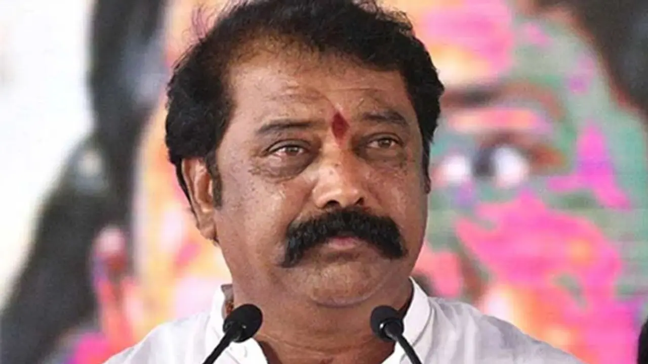 ఏపీ మంత్రి గుమ్మనూరు జయరామ్‌కు ఐటీ శాఖ  నోటీసులు 