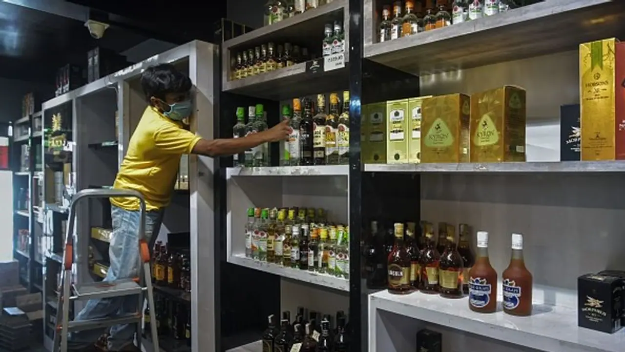 Tamil Nadu: TASMAC bars reopen, government issues guidelines