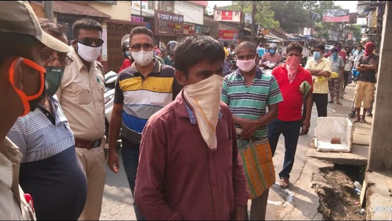 ಬಿಂದಾಸ್ ಆಗಿ ತಿರುಗ್ತಿದ್ದಾರೆ ಜನ, ಎಚ್ಚರಿಸೋದ್ರಲ್ಲಿ ಪೊಲೀಸ್ರು ಹೈರಾಣ