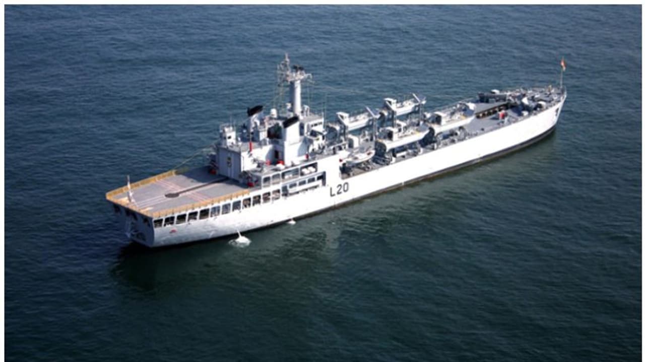 നാടിന്‍റെ കരുതലിലേക്ക് എത്തുക 202 പ്രവാസികള്‍; 'സമുദ്രസേതു' പൂര്‍ത്തിയാക്കി ഐഎൻഎസ് മഗറും ഇന്നെത്തും