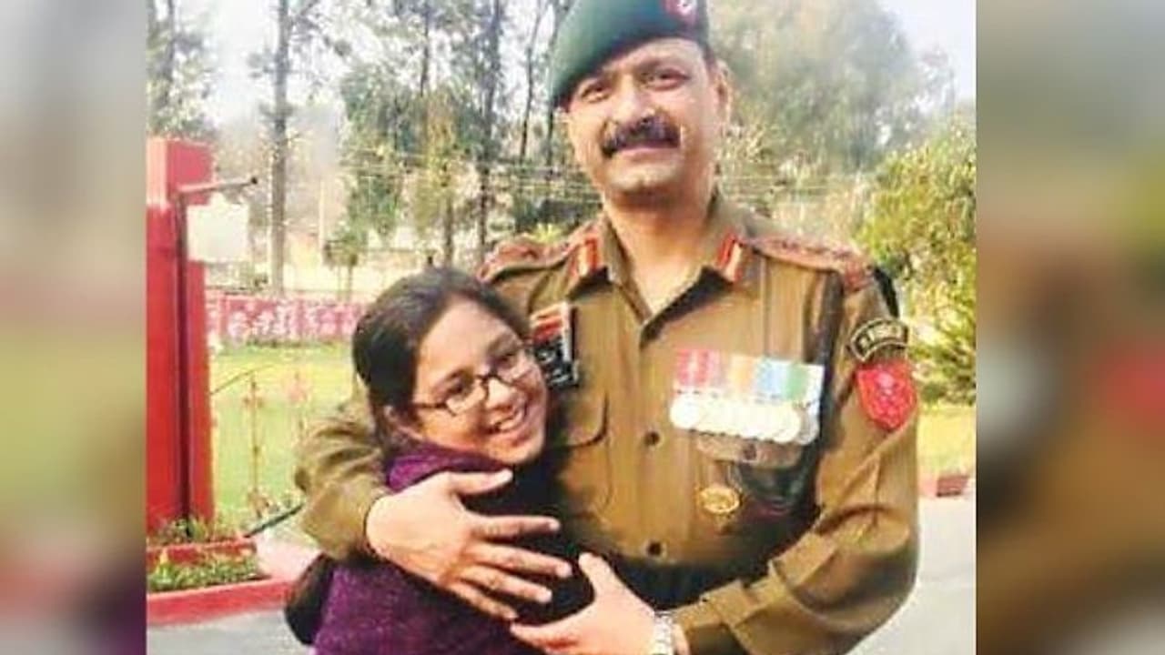 সেনায় যোগ দেওয়াই ছিল জীবনের লক্ষ্য, ১২ বার ব্যর্থ হওয়ার পর হয়েছিল কর্নেল আশুতোষের স্বপ্নপূরণ