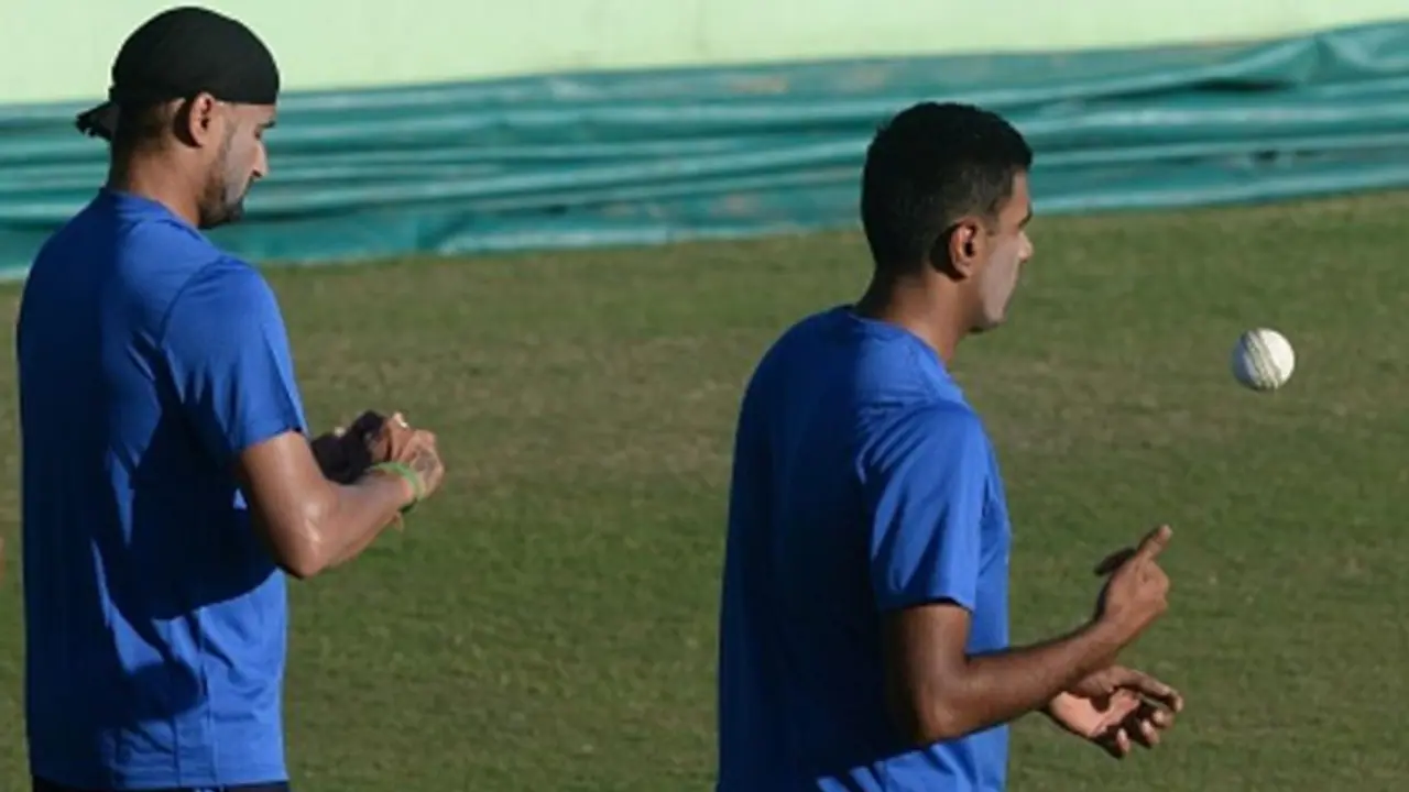 Harbhajan Singh reveals best off spinner in world; sends message to people who think he’s ‘jealous’ of Ashwin Harbhajan Singh reveals best off spinner in world; sends message to people who think he’s ‘jealous’ of Ashwin