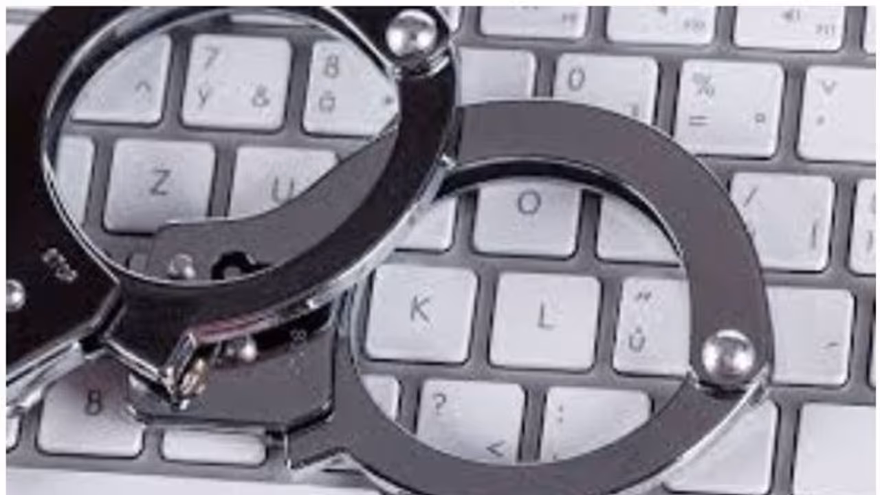 Bois Locker Room: Police detain Delhi school student Bois Locker Room: Police detain Delhi school student