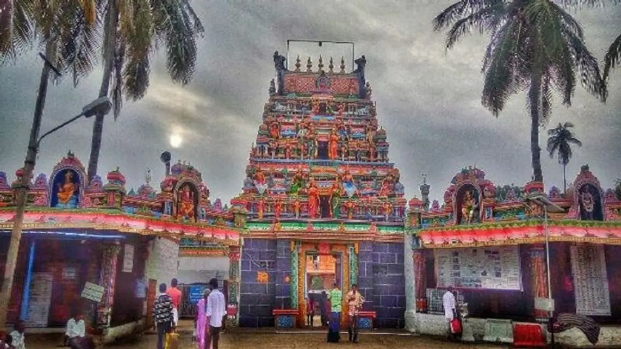 ಆಗಿ ಹುಣ್ಣಿಮೆ: ಕೊಪ್ಪಳದ ಹುಲಿಗಿ ದೇಗುಲಕ್ಕೆ 1 ಲಕ್ಷ ಭಕ್ತರು..!