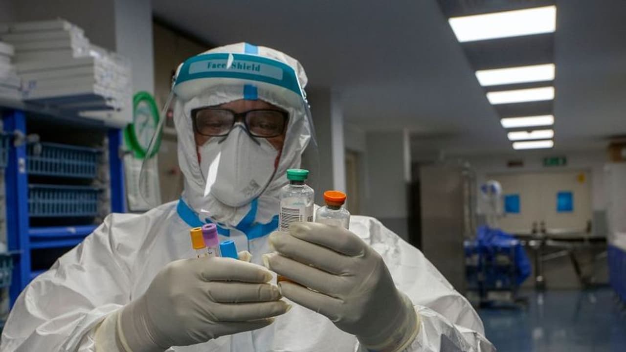 യുഎഇയില്‍ കൊവിഡ് ബാധിച്ച് ചികിത്സയിലായിരുന്ന മലയാളി മരിച്ചു