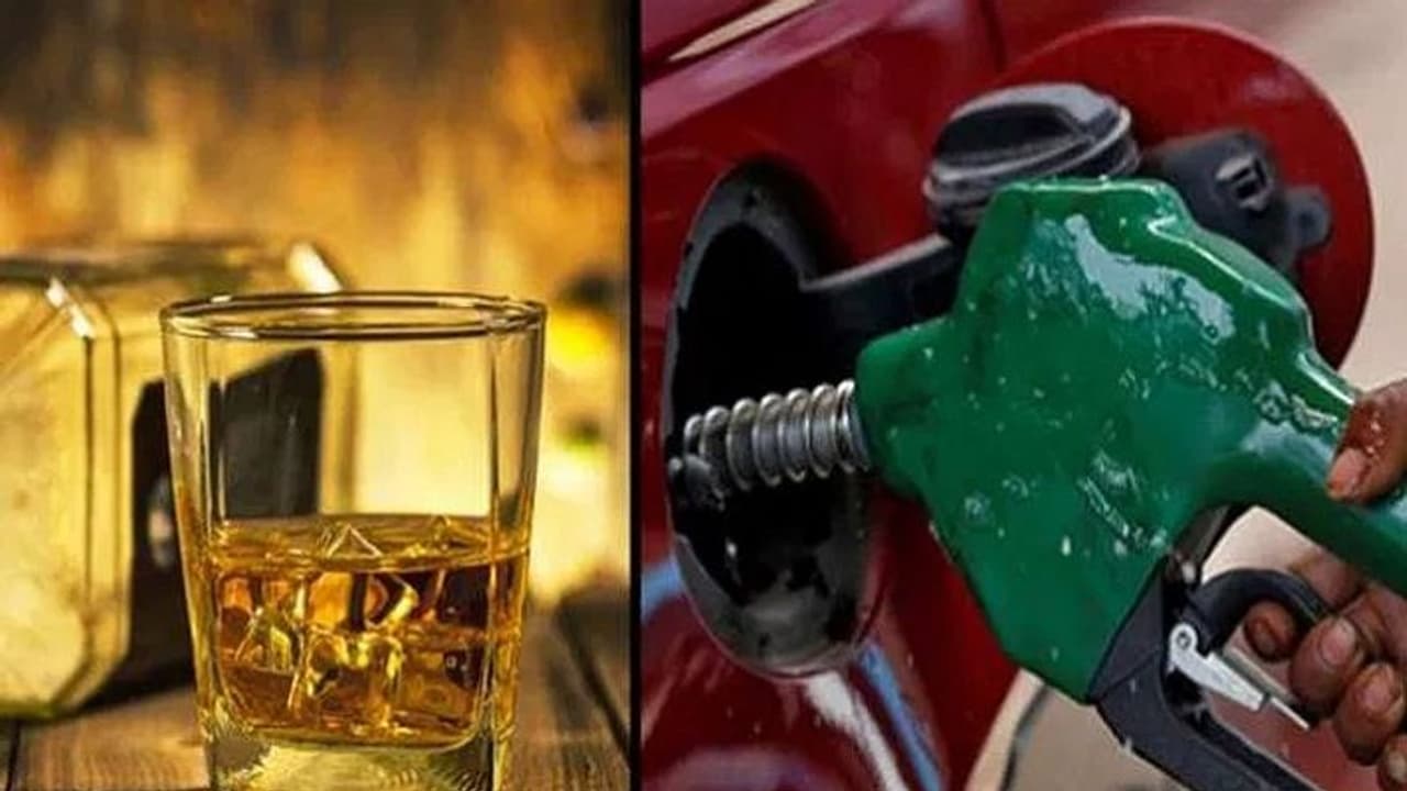 दिल्ली आंध्र के बाद UP में भी शराब के दाम में बढ़ोतरी, पेट्रोल डीजल की कीमतें भी बढ़ीं दिल्ली आंध्र के बाद UP में भी शराब के दाम में बढ़ोतरी, पेट्रोल डीजल की कीमतें भी बढ़ीं