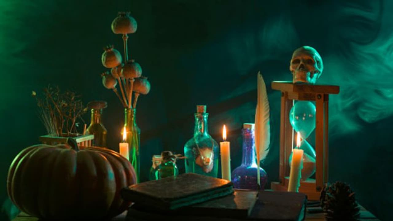 লকডাউনে ঘোর সমস্যায় পড়লেন তিন 'ডাইনি বুড়ি', পান করতে হল প্রস্রাব লকডাউনে ঘোর সমস্যায় পড়লেন তিন 'ডাইনি বুড়ি', পান করতে হল প্রস্রাব