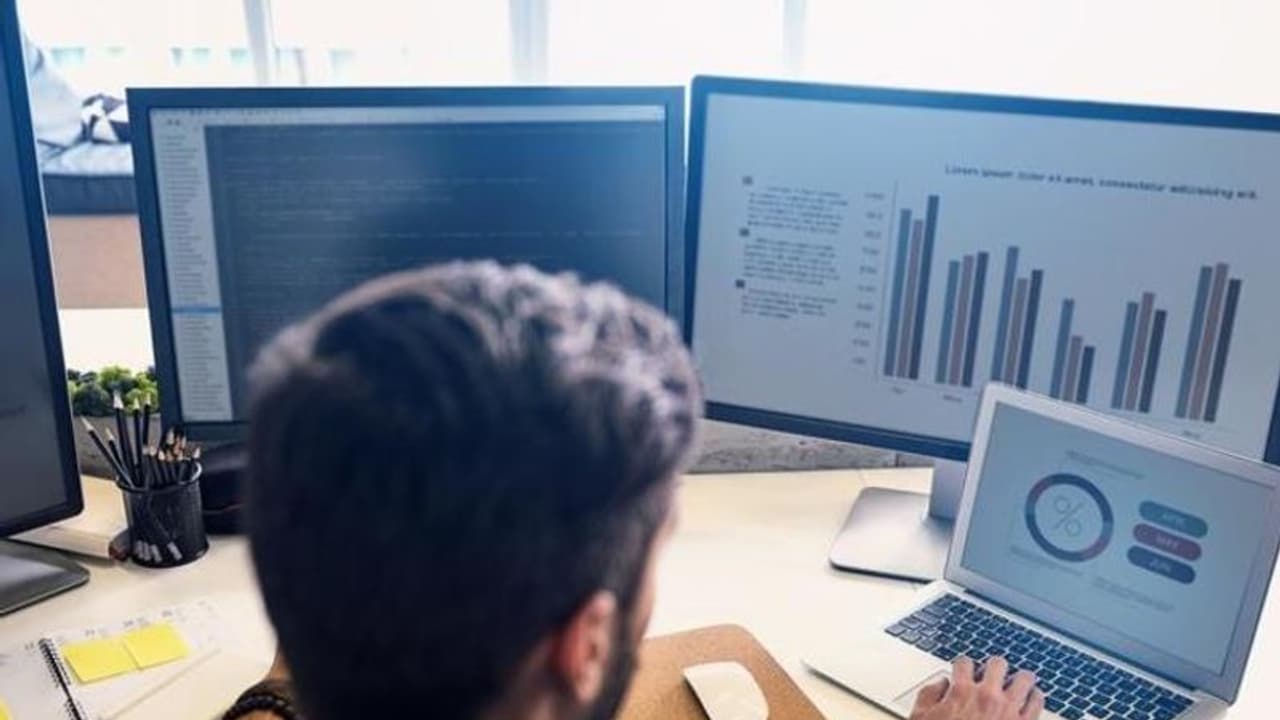 మన దేశంలో 2030 కల్లా గిగ్ ఎకానమీ 2.35 కోట్ల ఉద్యోగాలు కల్పించనుంది: నీతి ఆయోగ్ నివేదిక