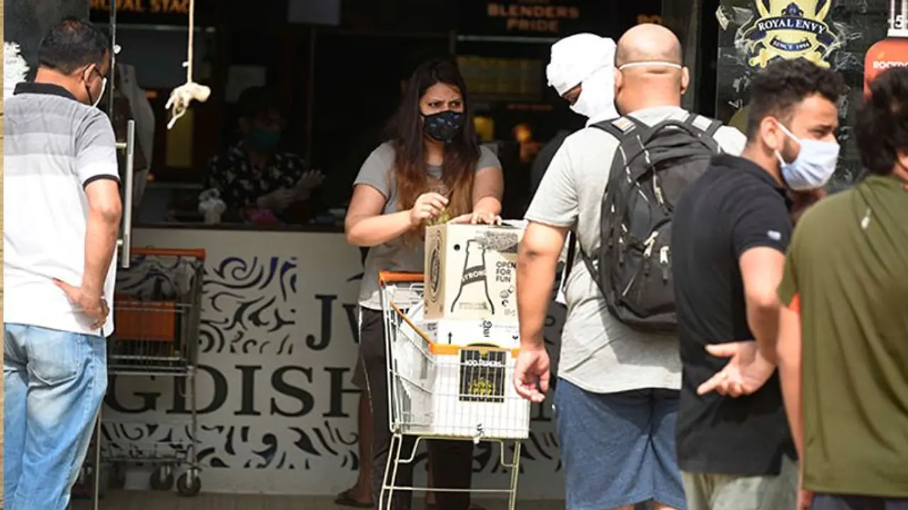 Over 850 liquor shops in Delhi to reopen today; Prices to timings, know it all