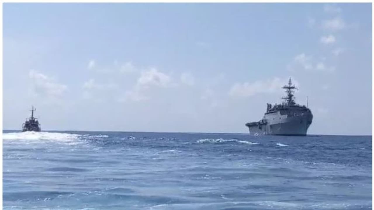 ഓപ്പറേഷൻ സമുദ്രസേതു; നാവിക സേന കപ്പൽ മാലിദ്വീപ് തീരത്ത്