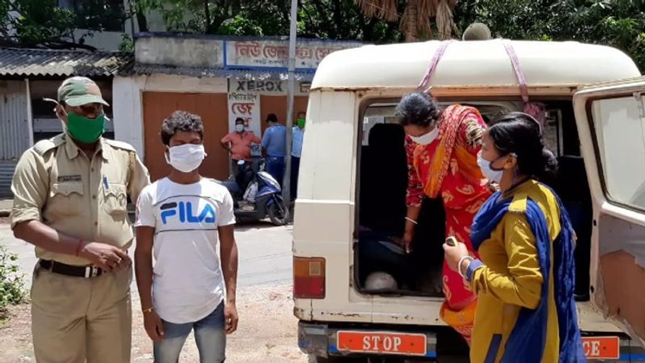 নেপথ্যে স্ত্রীর পরকীয়া সম্পর্ক, বর্ধমানে যুবক খুনের রহস্যভেদ পুলিশের নেপথ্যে স্ত্রীর পরকীয়া সম্পর্ক, বর্ধমানে যুবক খুনের রহস্যভেদ পুলিশের