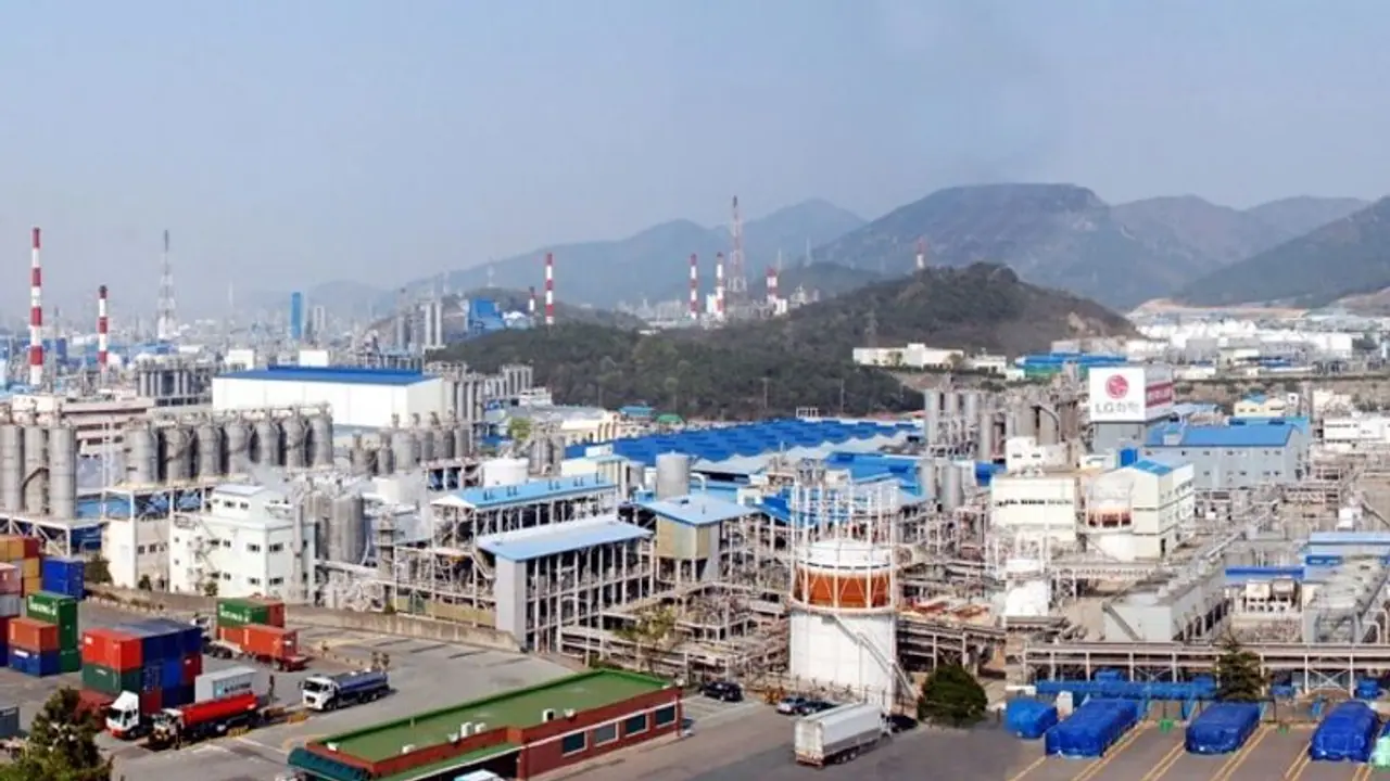 कोवैक्सीन लगाकर विदेश यात्रा करने पर इस देश में होना पड़ेगा दो सप्ताह क्वारंटीन, केवल पीएम मोदी को स्पेशल छूट कोवैक्सीन लगाकर विदेश यात्रा करने पर इस देश में होना पड़ेगा दो सप्ताह क्वारंटीन, केवल पीएम मोदी को स्पेशल छूट