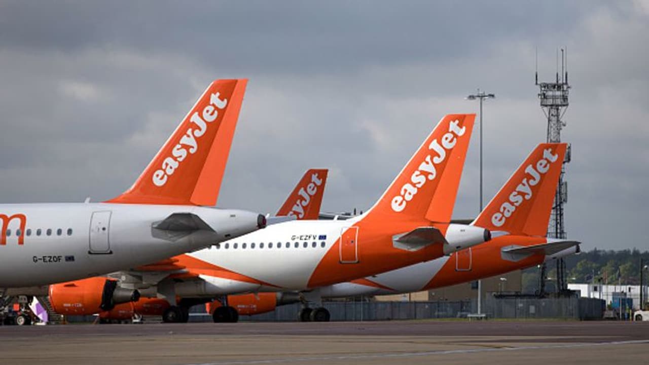 బరువెక్కువయ్యిందని 19మంది ప్రయాణికులను వదిలేసి.. టేకాఫ్ అయిన విమానం.. బరువెక్కువయ్యిందని 19మంది ప్రయాణికులను వదిలేసి.. టేకాఫ్ అయిన విమానం..