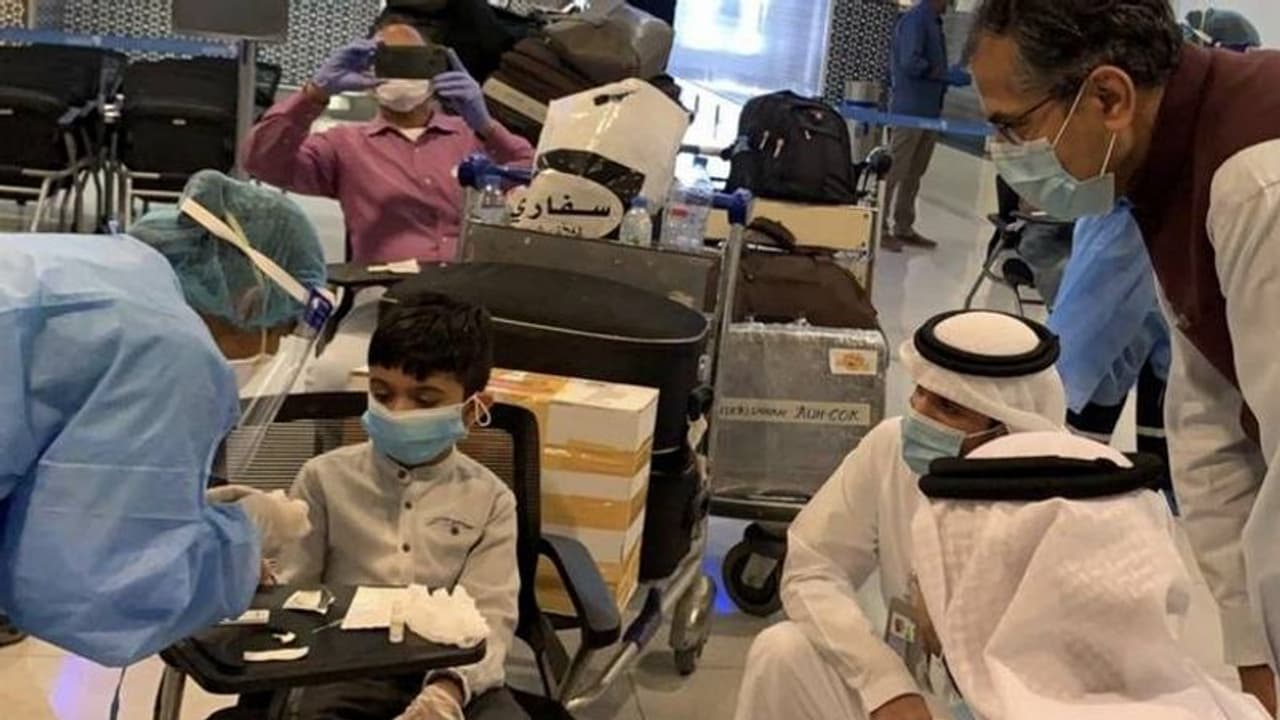 മടങ്ങുന്ന പ്രവാസികളുടെ റാപ്പിഡ് ടെസ്റ്റ് പൂർത്തിയായി; നന്ദി അറിയിച്ച് എംബസി വീഡിയോ