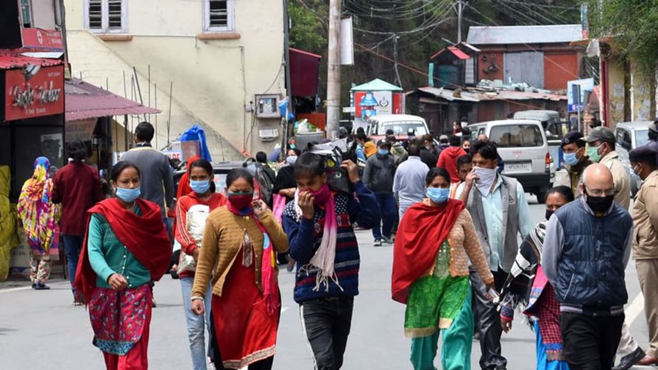 কী কারণে এদেশে মারাত্মক হতে পারে কোভিড ১৯ এর তৃতীয় তরঙ্গ, জানিয়েছেন চিকিৎসক