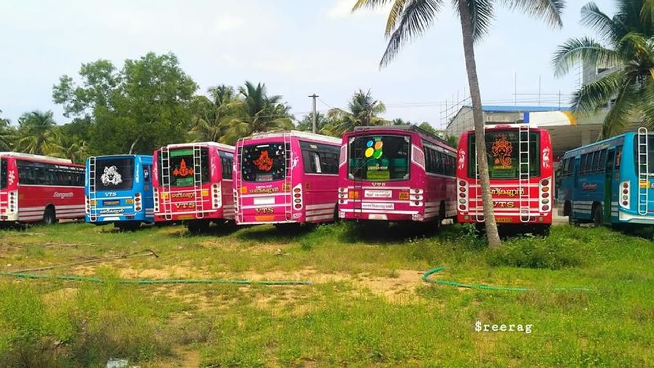 ബസുടമകൾ തൃശ്ശൂരിൽ യോഗം ചേരുന്നു: മിനിമം ചാർജ് പത്ത് രൂപയാക്കണമെന്ന് ആവശ്യം ബസുടമകൾ തൃശ്ശൂരിൽ യോഗം ചേരുന്നു: മിനിമം ചാർജ് പത്ത് രൂപയാക്കണമെന്ന് ആവശ്യം