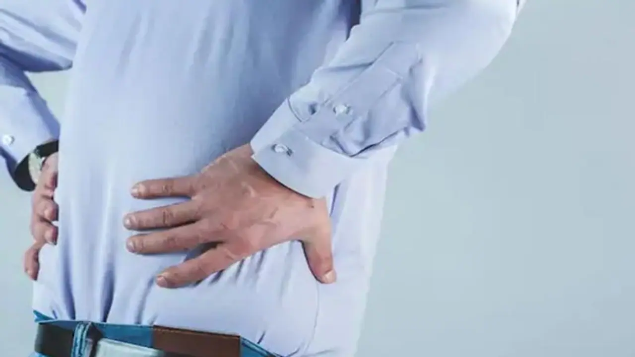 നടുവേദനയുള്ളവർ ശ്രദ്ധിക്കേണ്ട ചില കാര്യങ്ങളിതാ... നടുവേദനയുള്ളവർ ശ്രദ്ധിക്കേണ്ട ചില കാര്യങ്ങളിതാ...