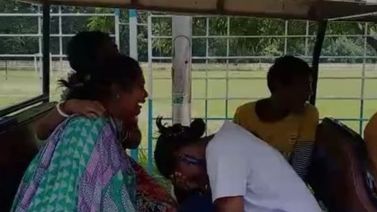 জেলাশাসকের দপ্তরের সামনে দ্বিতীয় পক্ষের স্ত্রীকে 'খুন', থানায় আত্মসমপর্ণ যুবকের