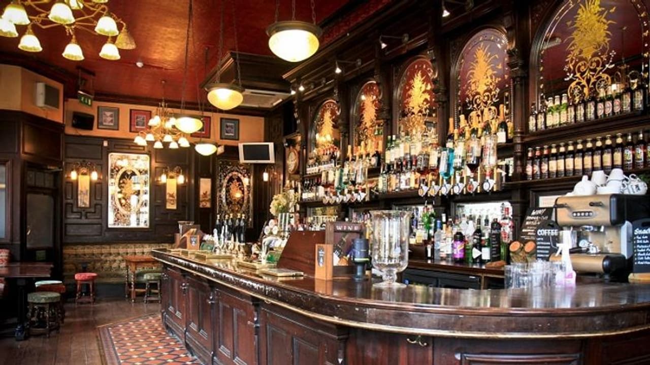 మందుబాబులకు మరో శుభవార్త: బార్లు, పబ్బులు కూడా ఓపెన్..... మందుబాబులకు మరో శుభవార్త: బార్లు, పబ్బులు కూడా ఓపెన్.....