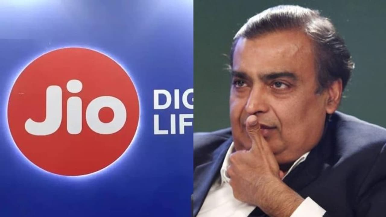 അംബാനിയുടെ റിലയൻസ് ജിയോയെ ലക്ഷ്യമിട്ട് രണ്ട് കമ്പനികൾ; ഈ മാസം തന്നെ കരാർ പൂർത്തിയായേക്കുമെന്ന് റിപ്പോർട്ടുകൾ അംബാനിയുടെ റിലയൻസ് ജിയോയെ ലക്ഷ്യമിട്ട് രണ്ട് കമ്പനികൾ; ഈ മാസം തന്നെ കരാർ പൂർത്തിയായേക്കുമെന്ന് റിപ്പോർട്ടുകൾ