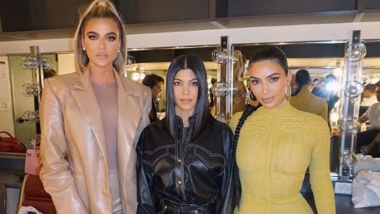 'കെയ്ലി മഹാകോടീശ്വരി തന്നെ'; സഹോദരിമാര്ക്ക് നല്കിയ സമ്മാനങ്ങളുടെ വില തെളിവ്! 'കെയ്ലി മഹാകോടീശ്വരി തന്നെ'; സഹോദരിമാര്ക്ക് നല്കിയ സമ്മാനങ്ങളുടെ വില തെളിവ്!