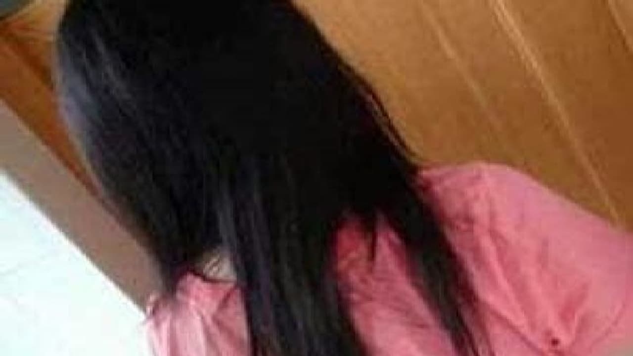 फेसबुक पर की दोस्ती, दुल्हन तैयार करने के बहाने बुलाकर किया रेप, ऐसे खुला राज फेसबुक पर की दोस्ती, दुल्हन तैयार करने के बहाने बुलाकर किया रेप, ऐसे खुला राज