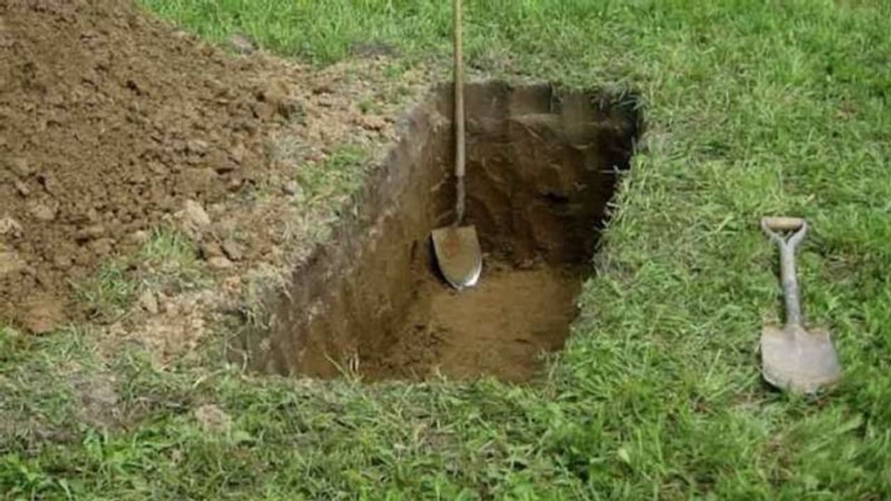 ಬೆಳಗಾವಿ: ಬೆಕ್ಕೇರಿಯಲ್ಲಿ ಸ್ಮಶಾನಭೂಮಿಯೇ ಕಾಣೆ..!