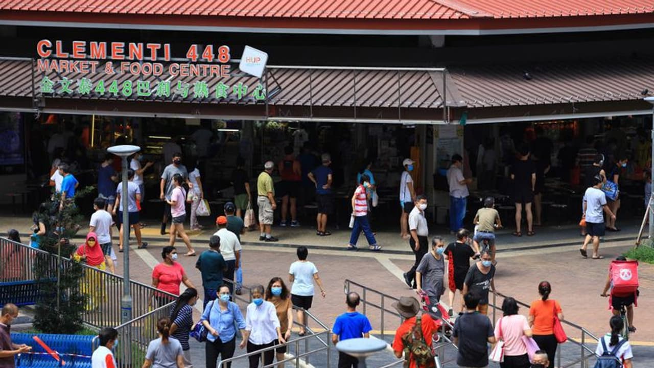 Hong Kong orders strict lockdown for 48 hours, thousands to stay indoors Hong Kong orders strict lockdown for 48 hours, thousands to stay indoors