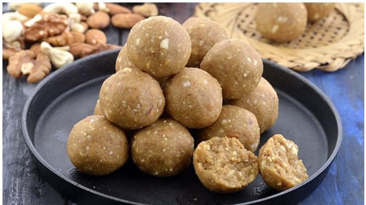 ഇതൊരു സ്പെഷ്യൽ 'ലഡു'; ഉണ്ടാക്കുന്നത് എങ്ങനെയാണെന്നല്ലേ...? ഇതൊരു സ്പെഷ്യൽ 'ലഡു'; ഉണ്ടാക്കുന്നത് എങ്ങനെയാണെന്നല്ലേ...?